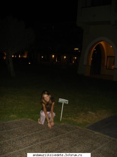 sa vedem cv poze cu voi;;) - that's meh aaa...si eu sunt narcisista imi pl - puteti posta aici poze cu voi;;)